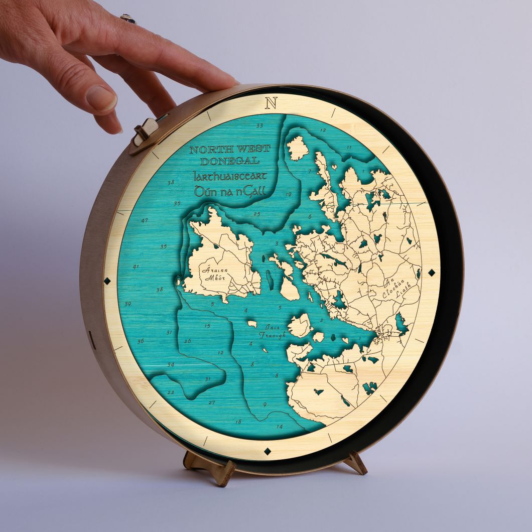 Donegal collection round wooden 3d maps